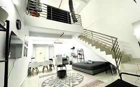 Minimalist Loft IV @Decentrum
