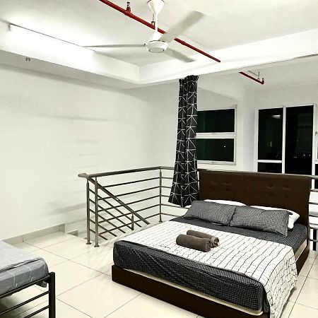 Minimalist Loft IV @Decentrum Apartment Kajang Luaran gambar