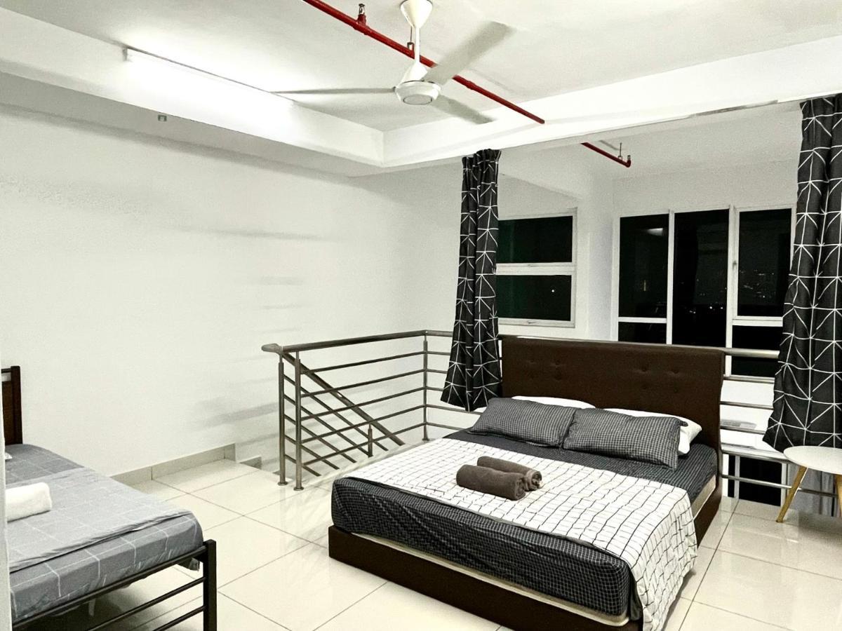 Minimalist Loft IV @Decentrum Apartment Kajang Luaran gambar