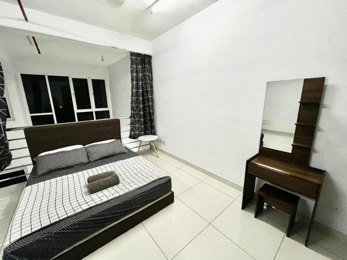 Minimalist Loft IV @Decentrum Apartment Kajang Luaran gambar