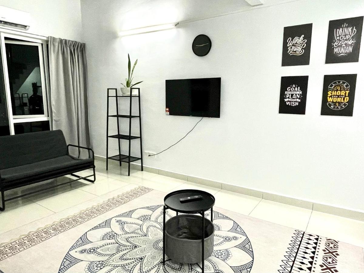 Minimalist Loft IV @Decentrum Apartment Kajang Luaran gambar